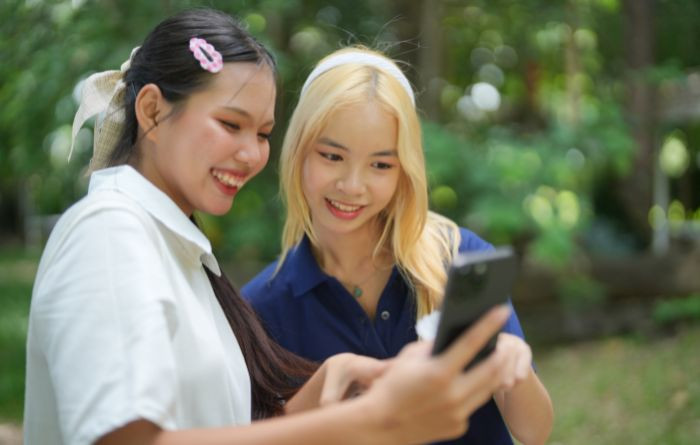 Amitié et réseaux sociaux 